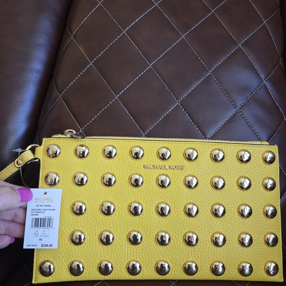 NWT Michael Kors Gold Studded Yellow Wristlet - Picture 1 of 3